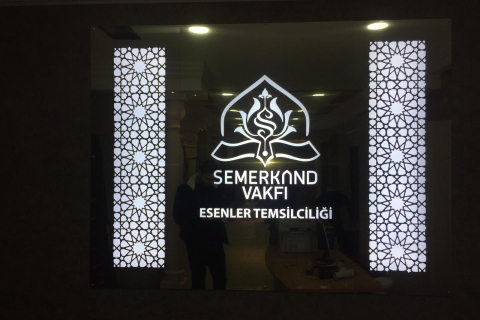 pleksi-kesim-duvar-logo